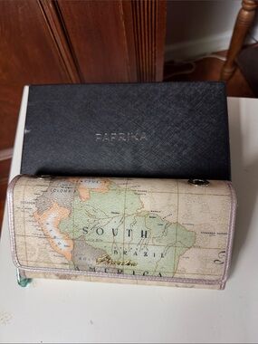 Paprika Map-Print Wallet in Beige and Green
